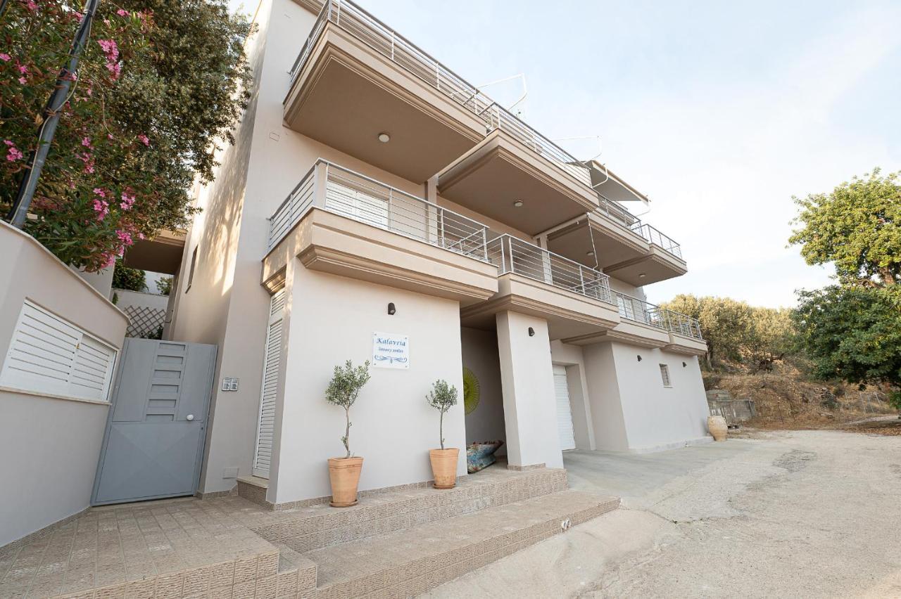 Kalavria Luxury Suites - Magnificent Sea View Of Poros Poros Town Екстериор снимка