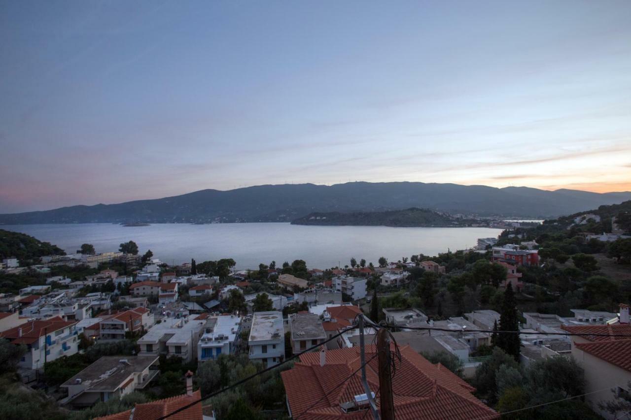 Kalavria Luxury Suites - Magnificent Sea View Of Poros Poros Town Екстериор снимка