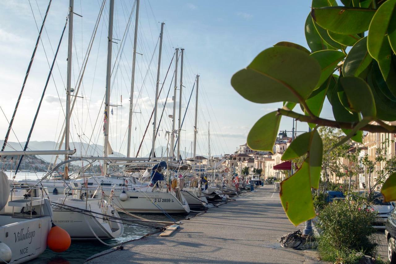 Kalavria Luxury Suites - Magnificent Sea View Of Poros Poros Town Екстериор снимка