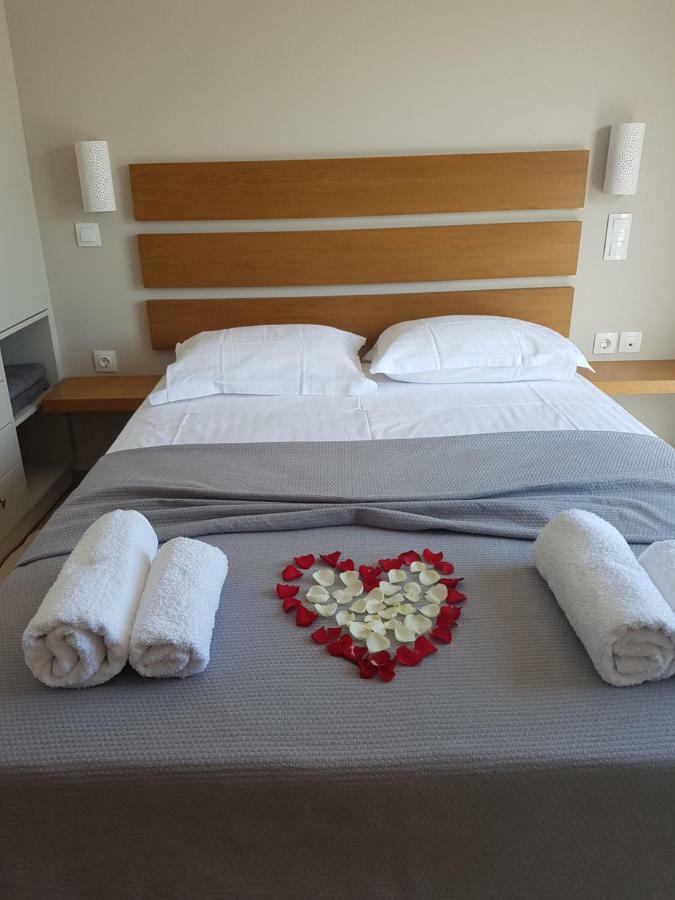 Kalavria Luxury Suites - Magnificent Sea View Of Poros Poros Town Екстериор снимка