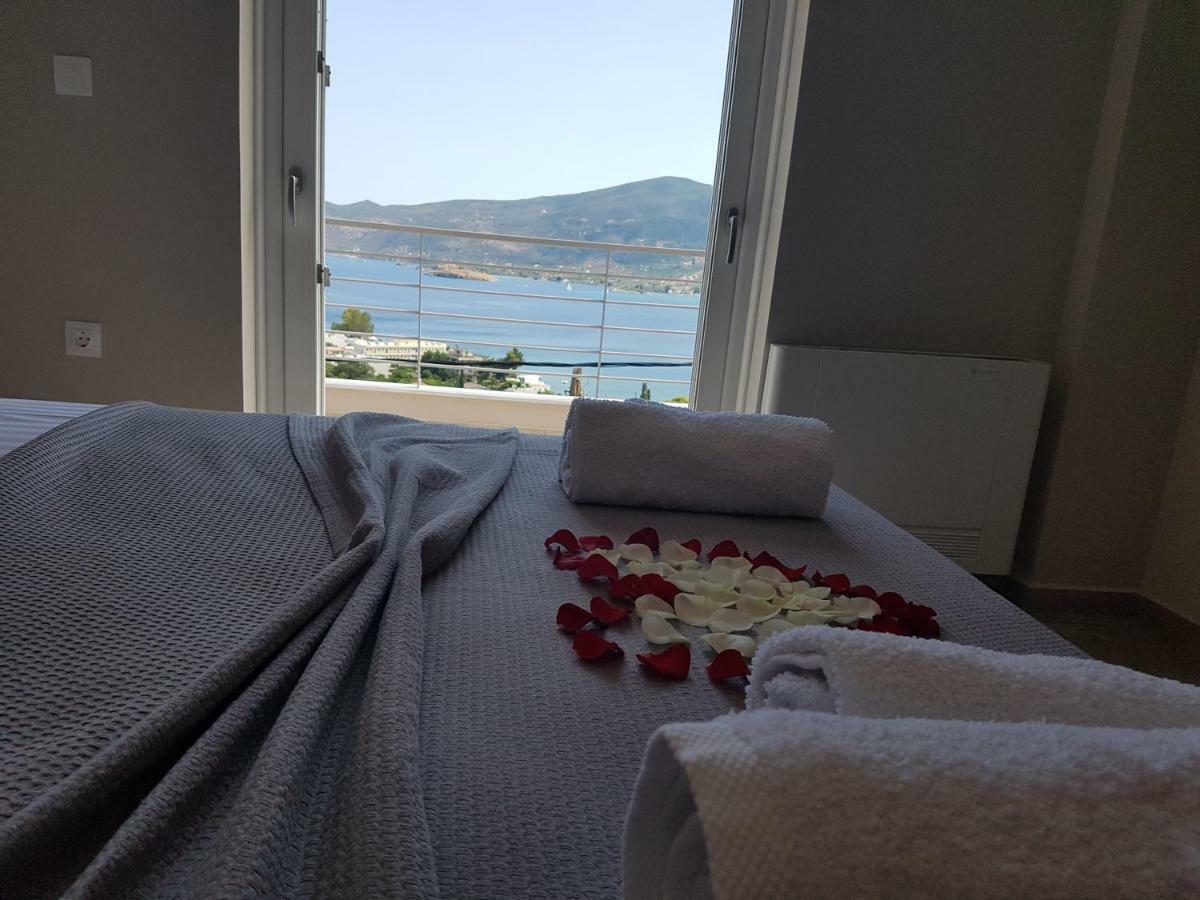 Kalavria Luxury Suites - Magnificent Sea View Of Poros Poros Town Екстериор снимка