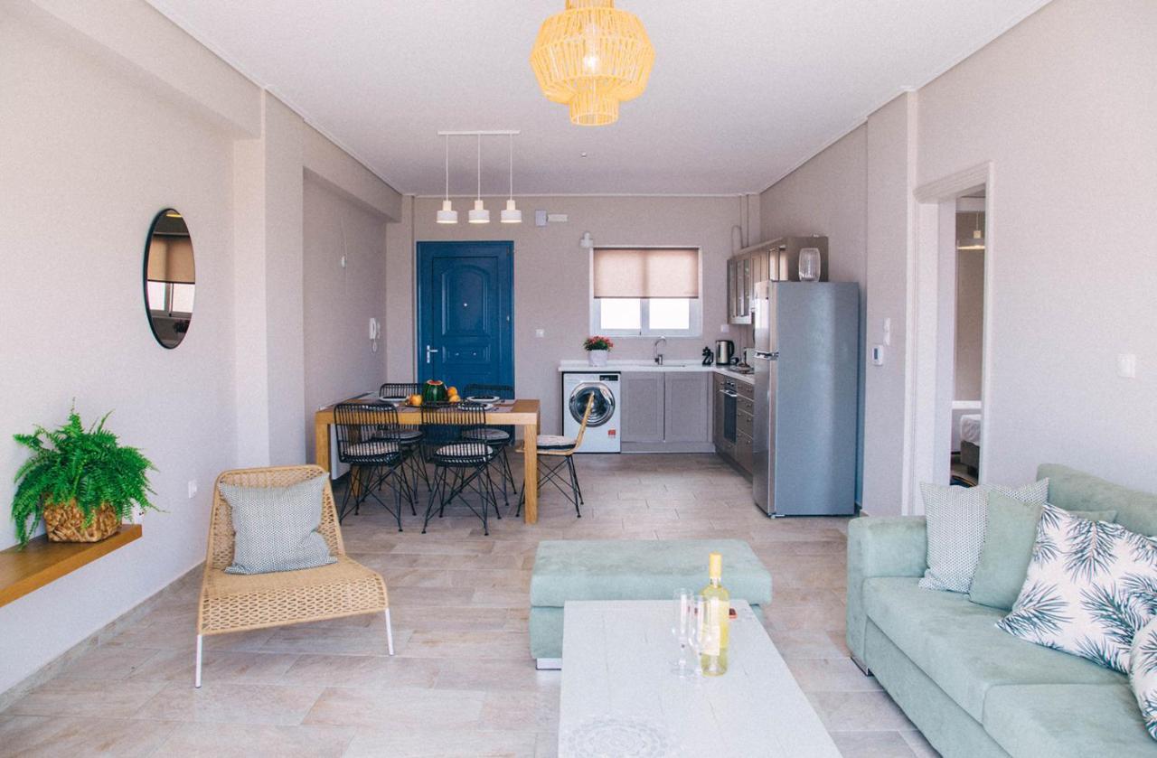 Kalavria Luxury Suites - Magnificent Sea View Of Poros Poros Town Екстериор снимка