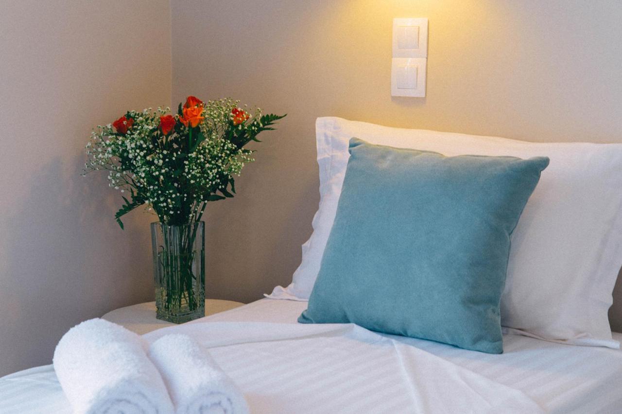 Kalavria Luxury Suites - Magnificent Sea View Of Poros Poros Town Екстериор снимка