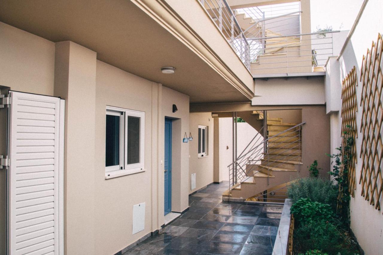 Kalavria Luxury Suites - Magnificent Sea View Of Poros Poros Town Екстериор снимка